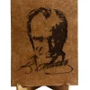 Atatürk ün En Güzel Resmi Ahşap Üzerine Kazıma Ahşap Ayaklı - Model 2