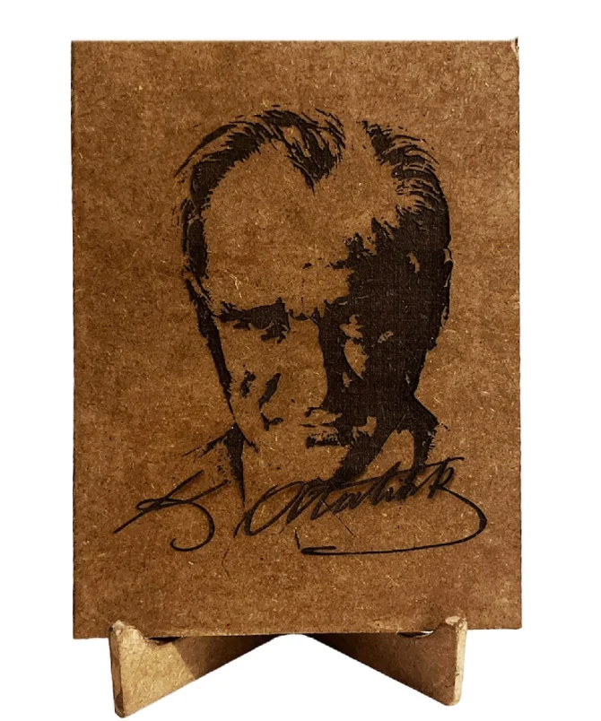 Ataturk un En Guzel Resmi Ahsap Uzerine Kazima Ahsap Ayakli 9