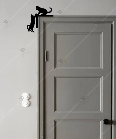 En Guzel Kedi Guzel Kediler Ahsap Kapi Koseligi